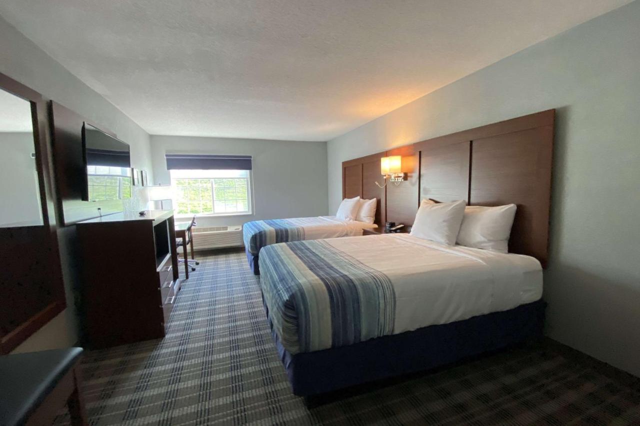 Americinn By Wyndham Williamsburg Buitenkant foto
