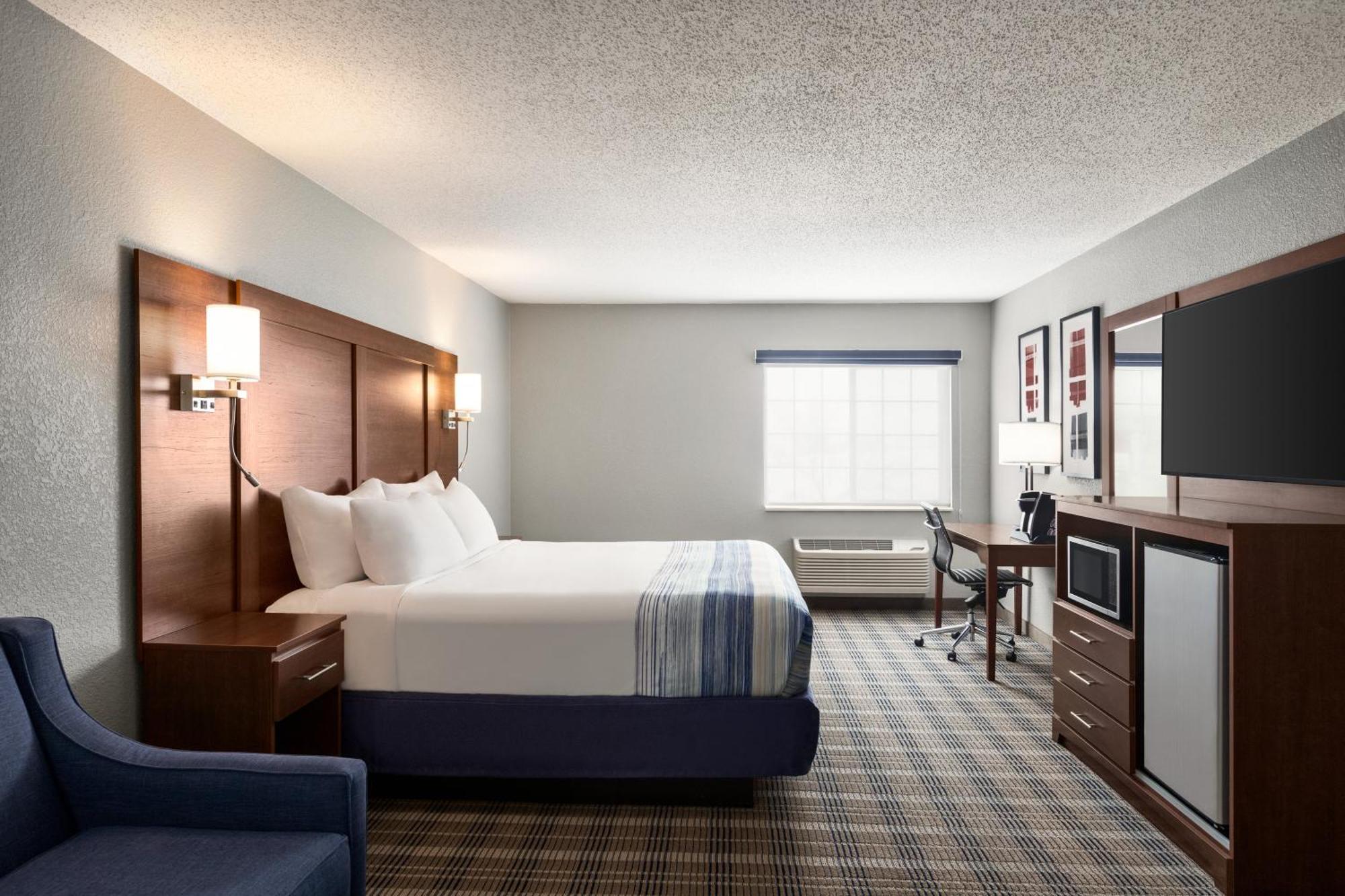 Americinn By Wyndham Williamsburg Buitenkant foto